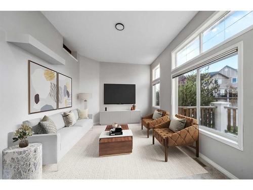 90 Copperfield Court Se, Calgary, AB - Indoor Photo Showing Living Room