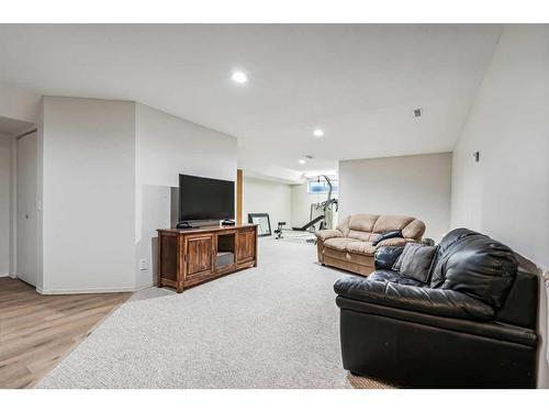 2 Wellington Cove, Strathmore, AB - Indoor