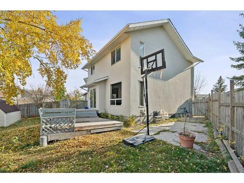 44 Martinwood Mews Ne, Calgary, AB - Outdoor