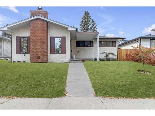 97 Fielding Drive Se, Calgary, AB - Outdoor