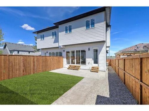 3011 33 Street Sw, Calgary, AB - Outdoor