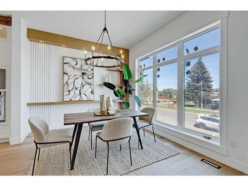 3011 33 Street Sw, Calgary, AB - Indoor Photo Showing Dining Room