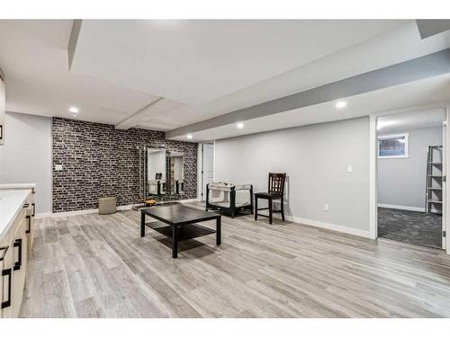 217 Rainbow Falls Glen, Chestermere, AB - Indoor