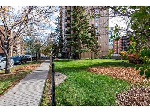 103-733 14 Avenue Sw, Calgary, AB - Outdoor