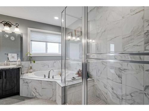 32 Legacy Cove Se, Calgary, AB - Indoor Photo Showing Bathroom