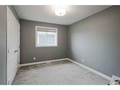 32 Legacy Cove Se, Calgary, AB - Indoor Photo Showing Other Room