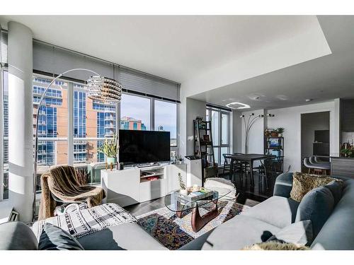 1702-1500 7 Street Sw, Calgary, AB - Indoor Photo Showing Living Room