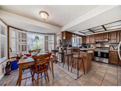 9306 Santana Crescent Nw, Calgary, AB - Indoor