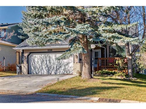 9306 Santana Crescent Nw, Calgary, AB - Outdoor