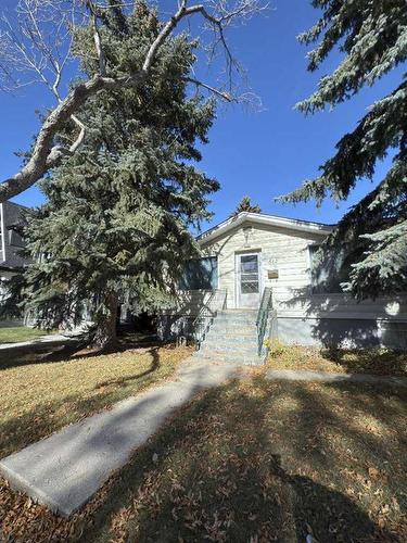 512 29 Avenue Nw, Calgary, AB - Outdoor