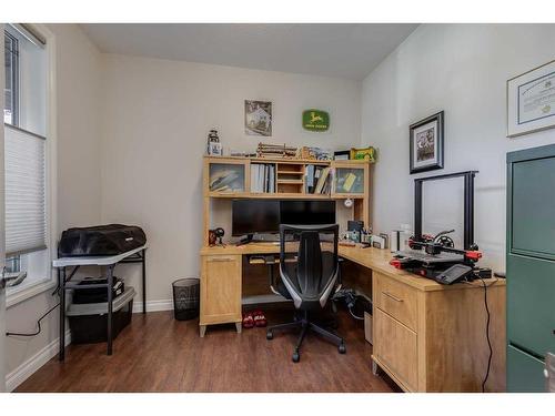 39 Rockcliff Landing Nw, Calgary, AB - Indoor Photo Showing Office