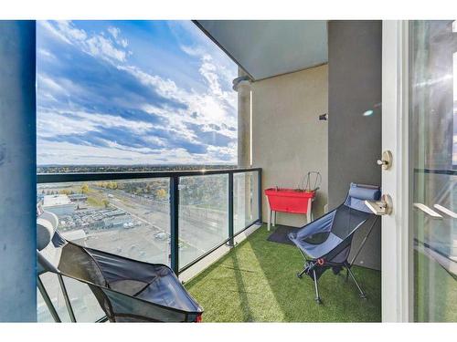 1906-8880 Horton Road Sw, Calgary, AB - Outdoor With Balcony With Exterior