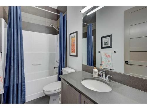 61 Paintbrush Park, Rural Rocky View County, AB - Indoor Photo Showing Bathroom