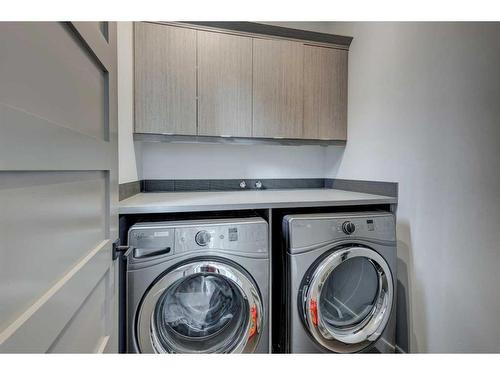 61 Paintbrush Park, Rural Rocky View County, AB - Indoor Photo Showing Laundry Room