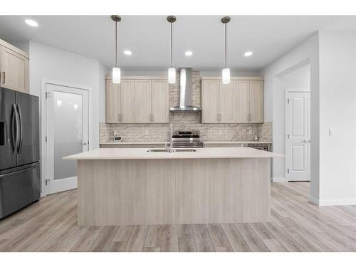 156 Walcrest Boulevard Se, Calgary, AB - Indoor Photo Showing Kitchen With Upgraded Kitchen