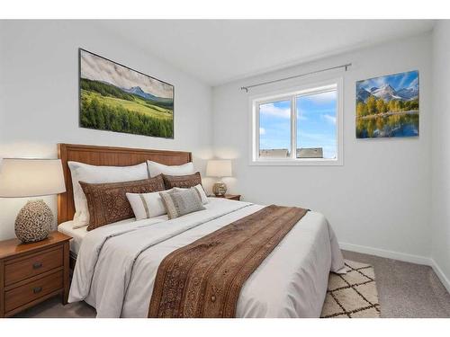 156 Walcrest Boulevard Se, Calgary, AB - Indoor Photo Showing Bedroom