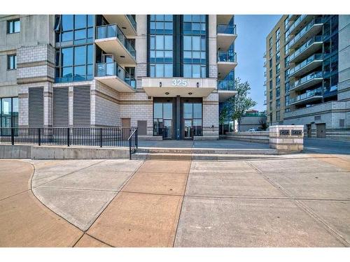 1407-325 3 Street Se, Calgary, AB - Outdoor With Balcony With Facade