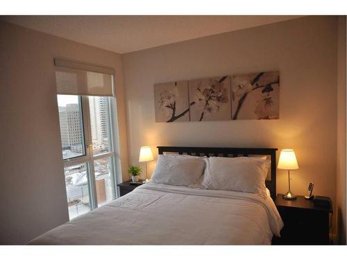 1407-325 3 Street Se, Calgary, AB - Indoor Photo Showing Bedroom