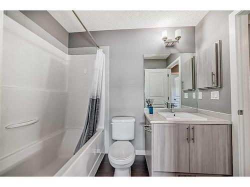 801-881 Sage Valley Boulevard Nw, Calgary, AB - Indoor Photo Showing Bathroom