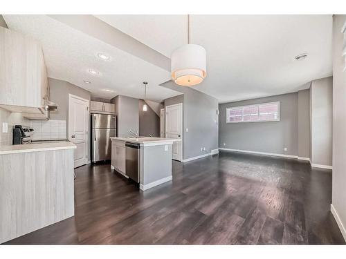 801-881 Sage Valley Boulevard Nw, Calgary, AB - Indoor Photo Showing Kitchen