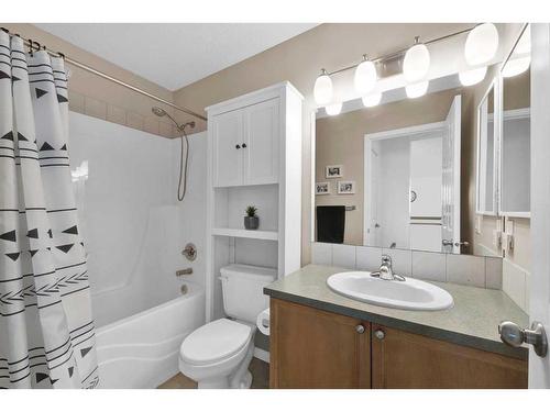 72 Bridleridge Court Sw, Calgary, AB - Indoor Photo Showing Bathroom