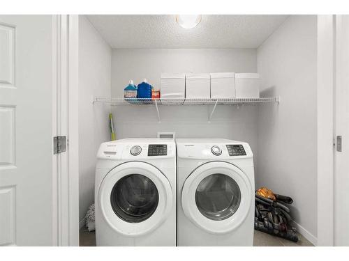 508 Harvest Grove Ne, Calgary, AB - Indoor Photo Showing Laundry Room