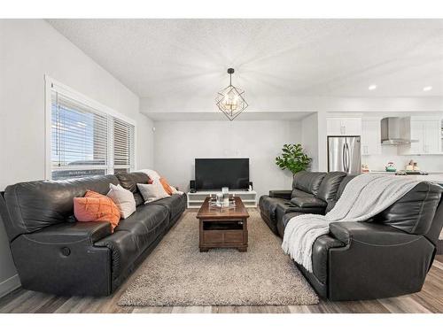 508 Harvest Grove Ne, Calgary, AB - Indoor Photo Showing Living Room