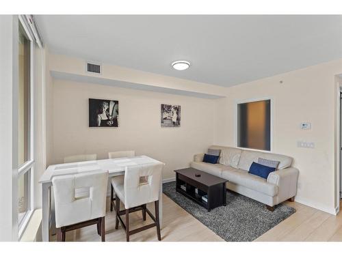 409-51 Waterfront Mews Sw, Calgary, AB - Indoor