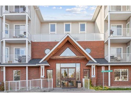 304-8 Prestwick Pond Terrace Se, Calgary, AB - Outdoor With Facade