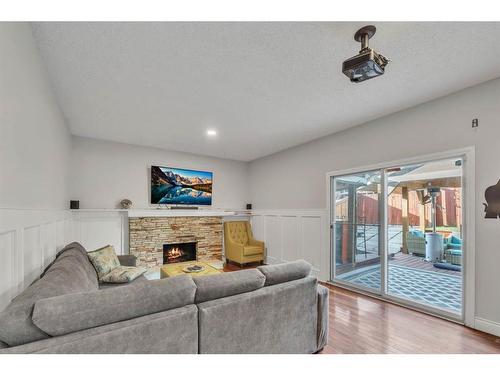 48 Deerview Place Se, Calgary, AB - Indoor With Fireplace