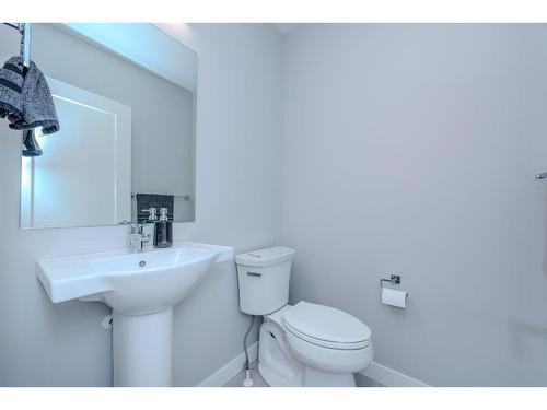 1288 Cornerstone Way Ne, Calgary, AB - Indoor Photo Showing Bathroom