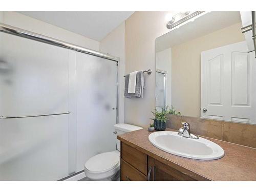 264 Ranch Close, Strathmore, AB - Indoor Photo Showing Bathroom