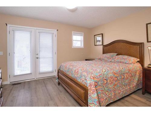 367 Auburn Crest Way Se, Calgary, AB - Indoor Photo Showing Bedroom