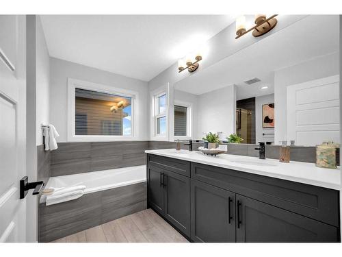 145 Amblefield Terrace Nw, Calgary, AB - Indoor Photo Showing Bathroom