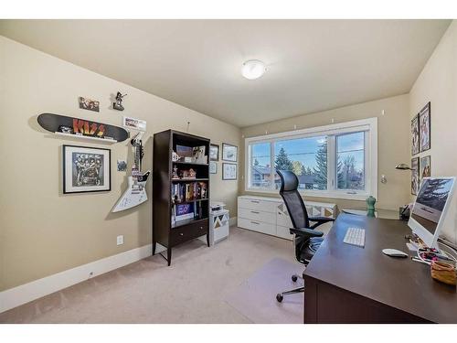 1826 32 Avenue Sw, Calgary, AB - Indoor Photo Showing Office