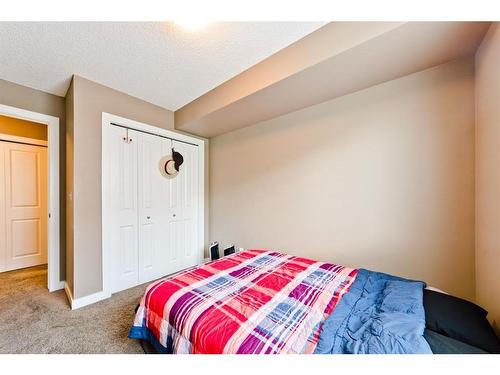 313-195 Kincora Glen Road Nw, Calgary, AB - Indoor Photo Showing Bedroom