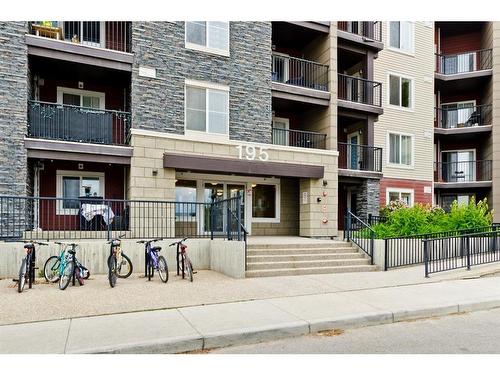 313-195 Kincora Glen Road Nw, Calgary, AB - Outdoor With Facade