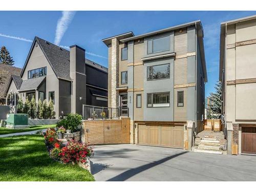 826 Durham Avenue Sw, Calgary, AB - Outdoor With Facade