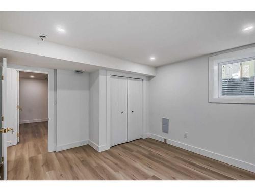 304 Huntbourne Hill Ne, Calgary, AB - Indoor