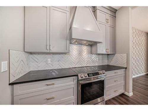 11 West Grove Common Sw, Calgary, AB - Indoor Photo Showing Kitchen