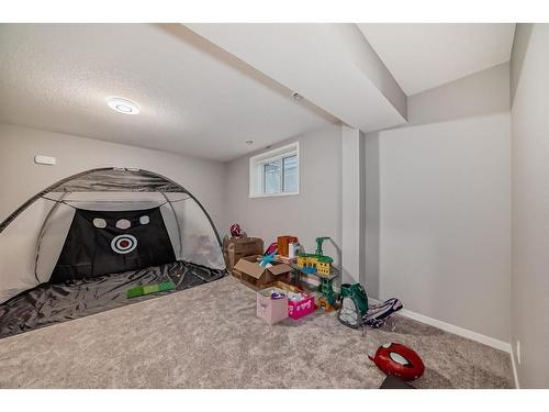 11 West Grove Common Sw, Calgary, AB - Indoor