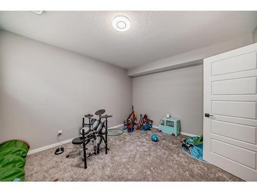 11 West Grove Common Sw, Calgary, AB - Indoor