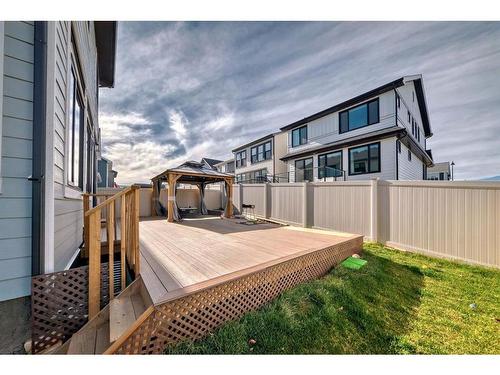 11 West Grove Common Sw, Calgary, AB - Outdoor