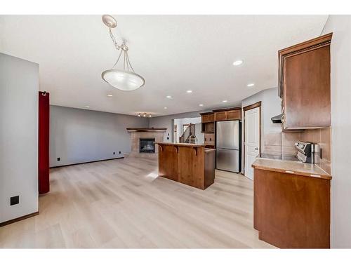 455 Cranston Drive Se, Calgary, AB - Indoor Photo Showing Kitchen