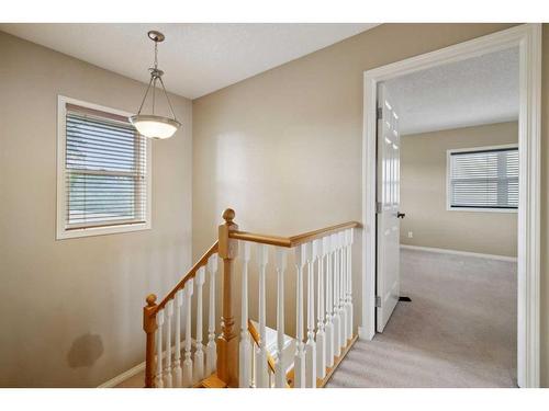 413 26 Avenue Nw, Calgary, AB - Indoor Photo Showing Other Room