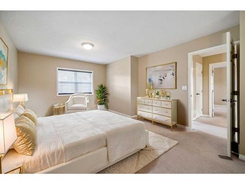 413 26 Avenue Nw, Calgary, AB - Indoor Photo Showing Bedroom