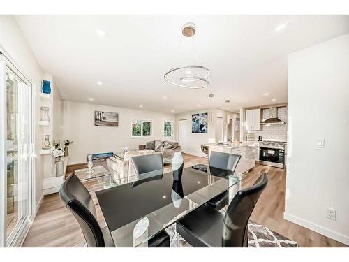 103 Olympia Drive Se, Calgary, AB - Indoor Photo Showing Dining Room