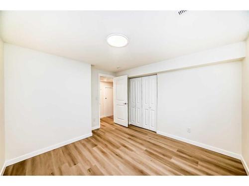 103 Olympia Drive Se, Calgary, AB - Indoor Photo Showing Other Room