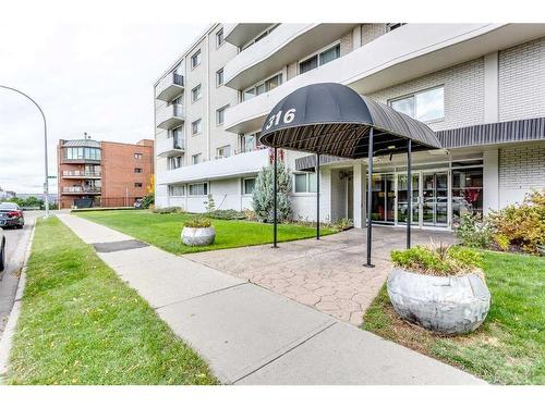 404-316 1 Avenue Ne, Calgary, AB - Outdoor With Balcony With Facade