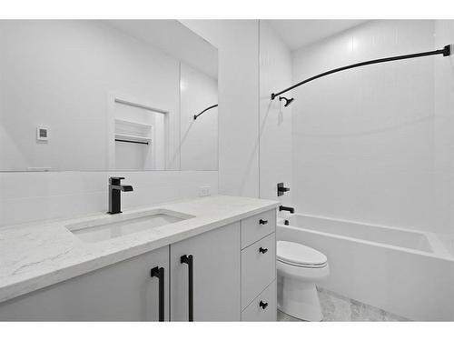 111-835 78 Street Sw, Calgary, AB - Indoor Photo Showing Bathroom